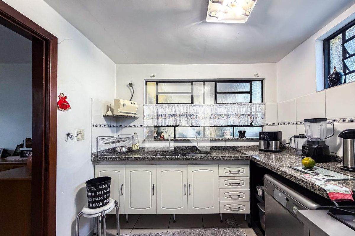 Casa, 5 quartos, 230 m² - Foto 52