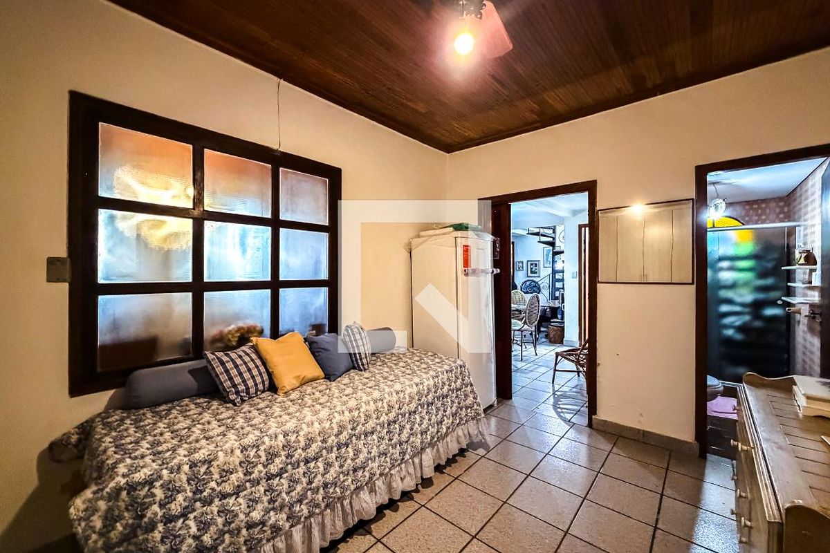 Casa, 5 quartos, 230 m² - Foto 26