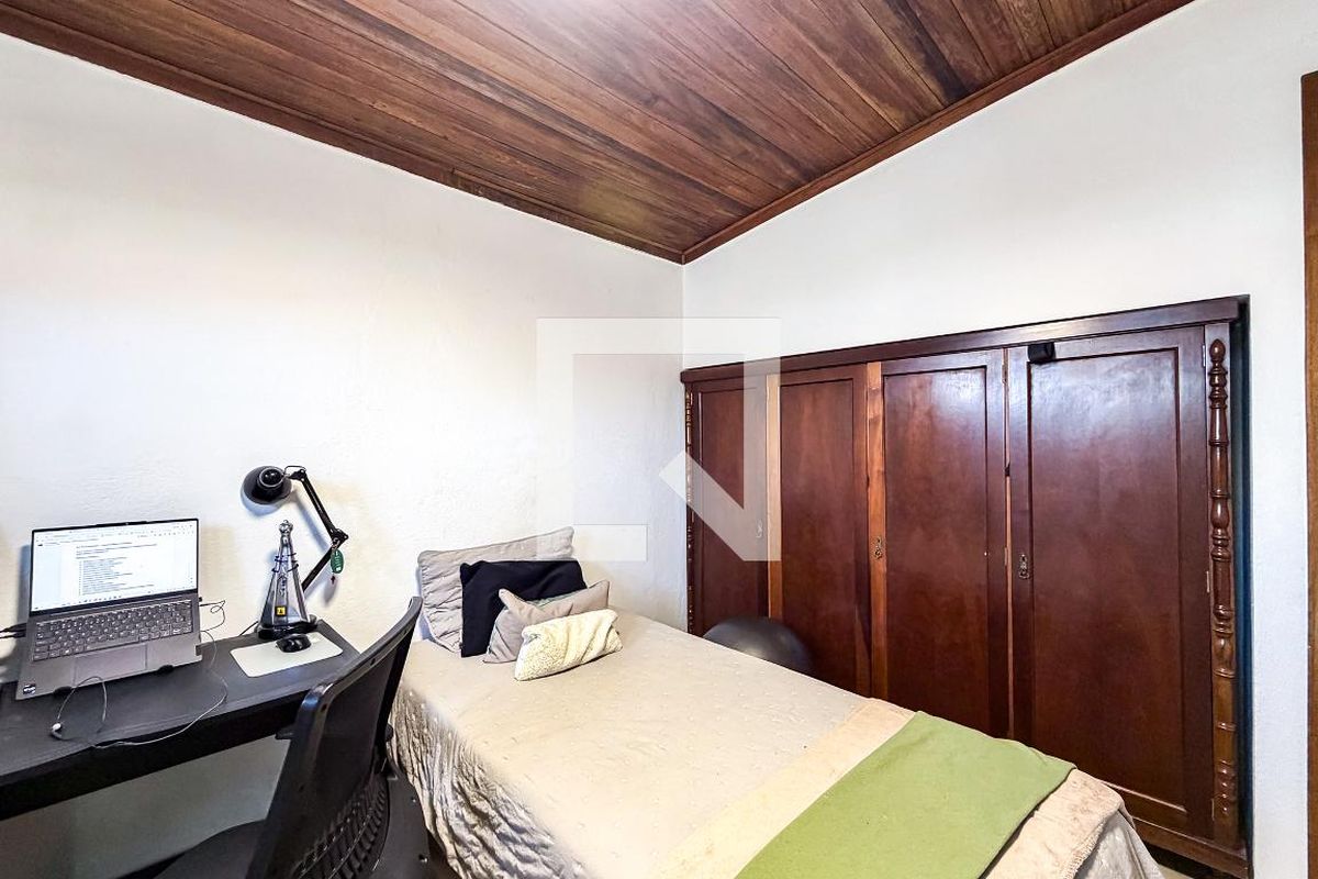 Casa, 5 quartos, 230 m² - Foto 33