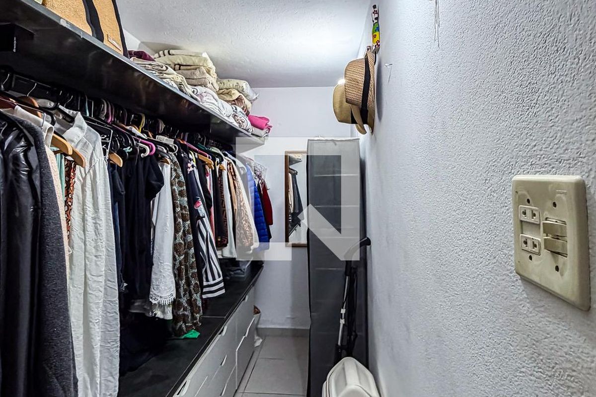 Casa, 5 quartos, 230 m² - Foto 14
