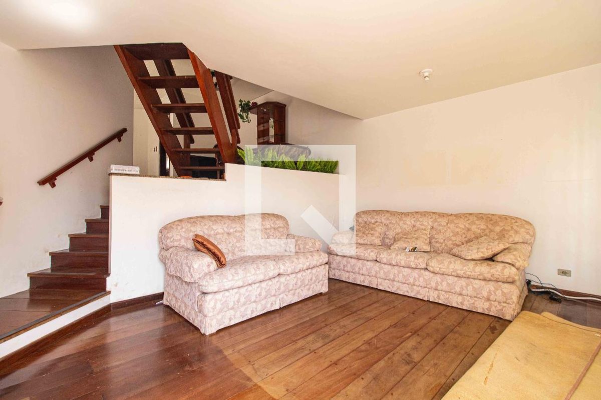 Casa, 3 quartos, 191 m² - Foto 1