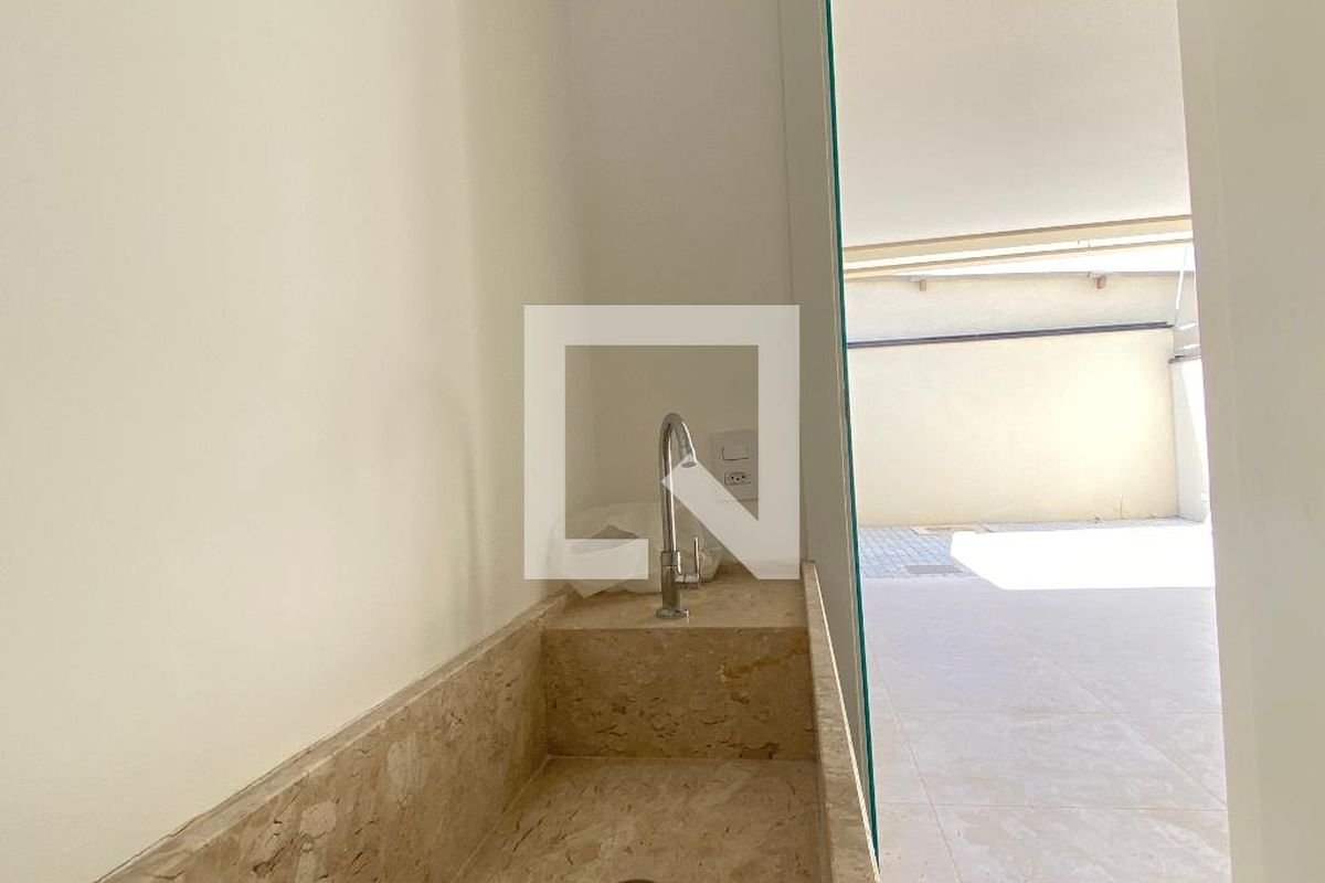 Casa, 3 quartos, 220 m² - Foto 43