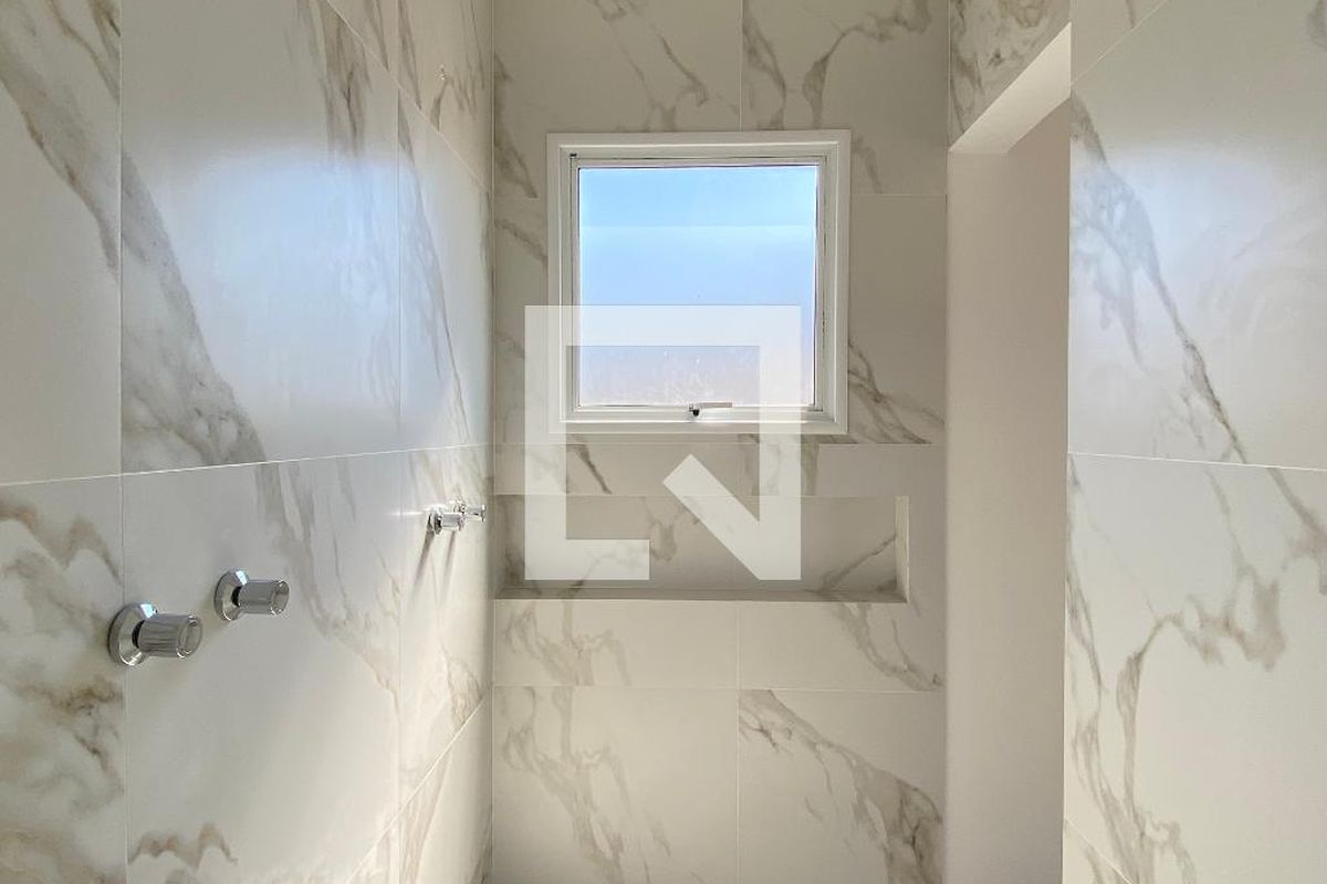 Casa, 3 quartos, 220 m² - Foto 48