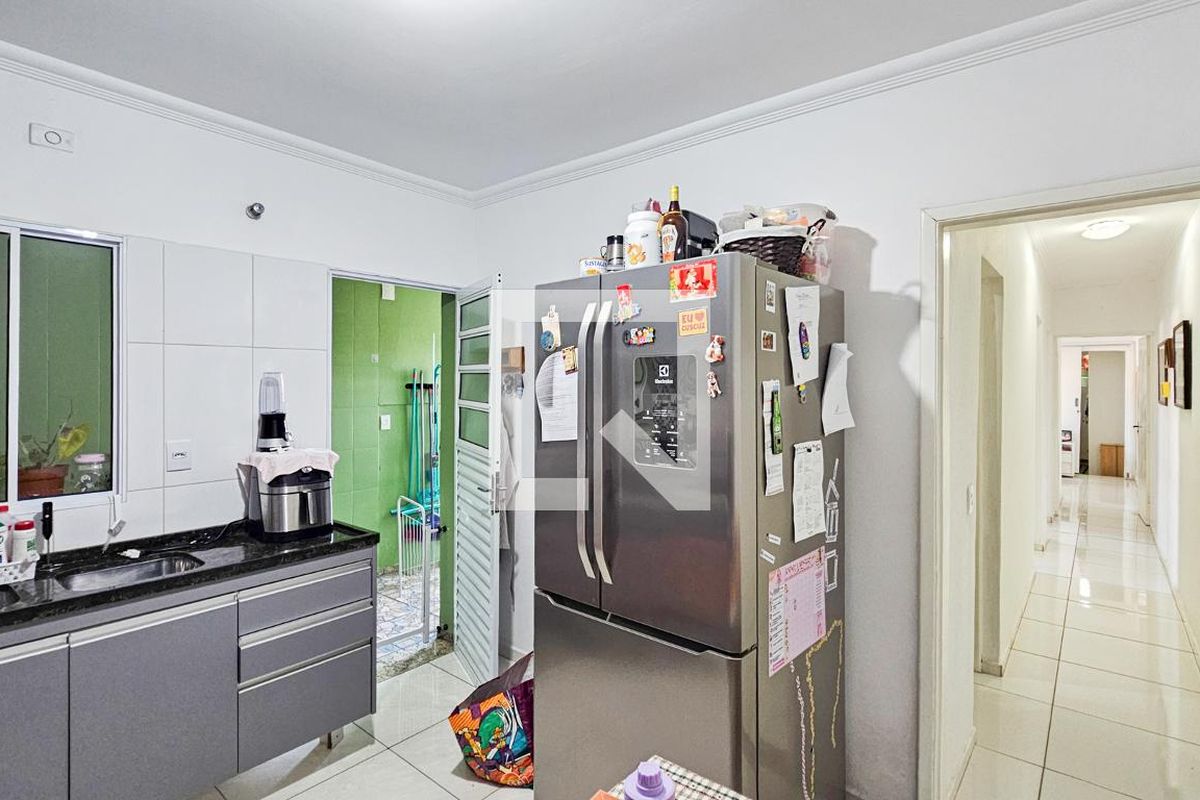Casa, 3 quartos, 243 m² - Foto 27