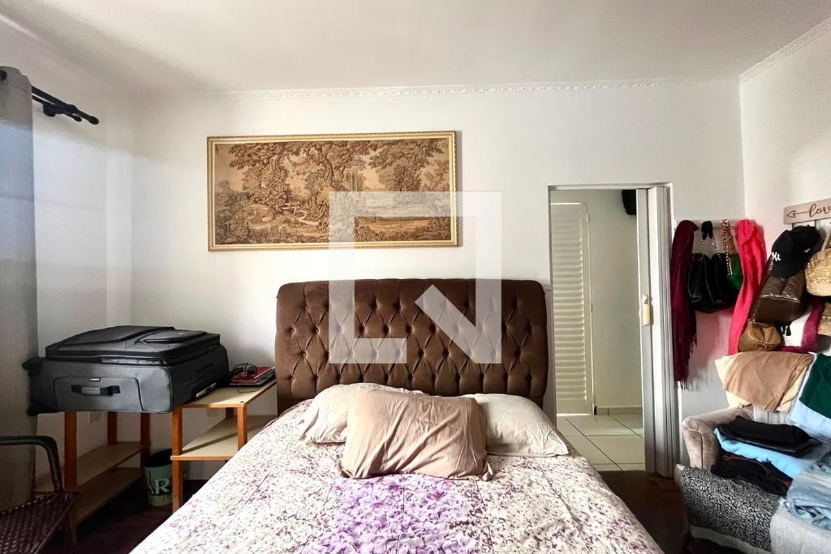 Casa à Venda - Parque Prado, 3 Quartos,  300 m2 em , Campinas - sp | SoloBR
