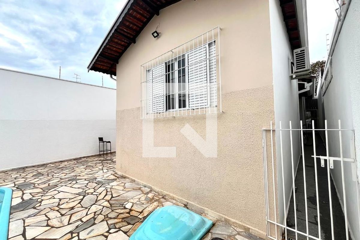 Casa à Venda - Parque Prado, 3 Quartos,  300 m2 em , Campinas - sp | SoloBR
