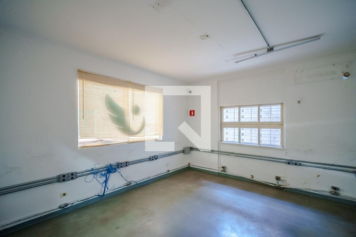 Casa, 6 quartos, 265 m² - Foto 9