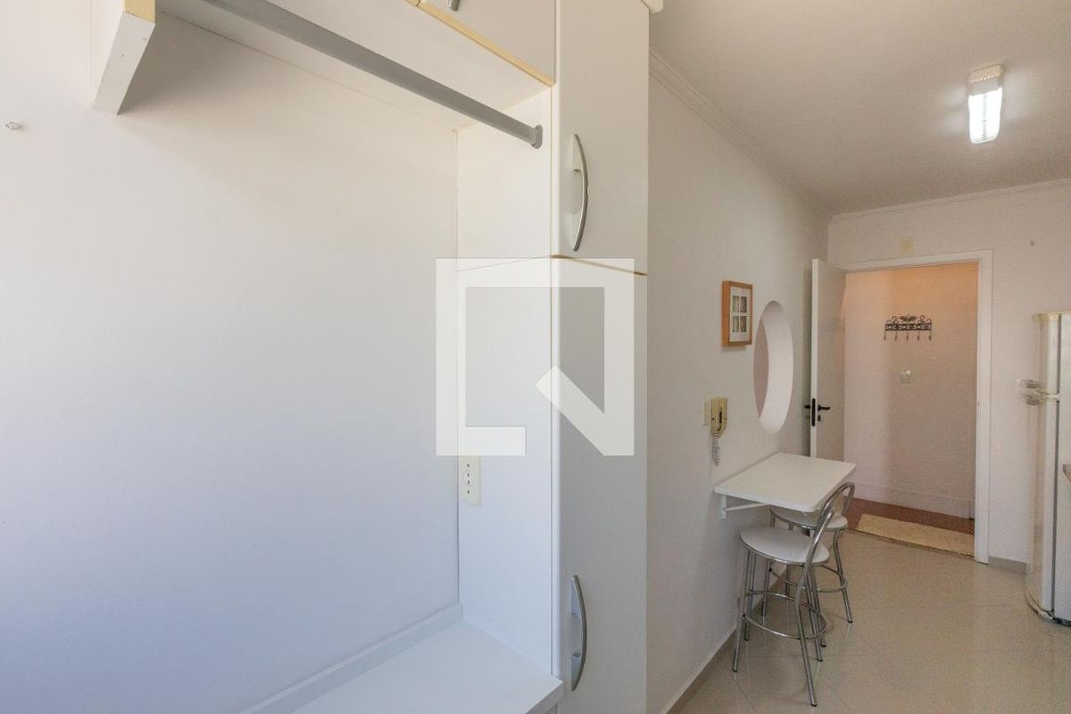 Apartamento à Venda - Mansões Santo Antônio, 2 Quartos,  60 m2 em , Campinas - sp | SoloBR