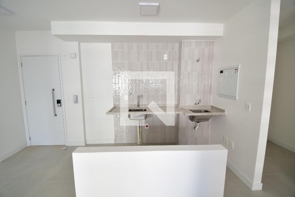 Apartamento à Venda - Bosque, 1 Quarto,  46 m2 em , Campinas - sp | SoloBR