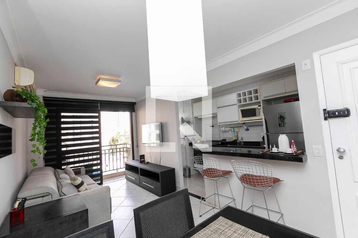 Apartamento à Venda - Cambuí, 1 Quarto,  43 m2 em , Campinas - sp | SoloBR