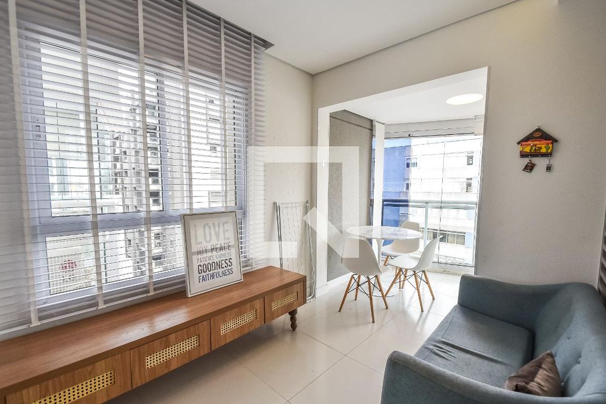 Apartamento, 1 quarto, 42 m² - Foto 3