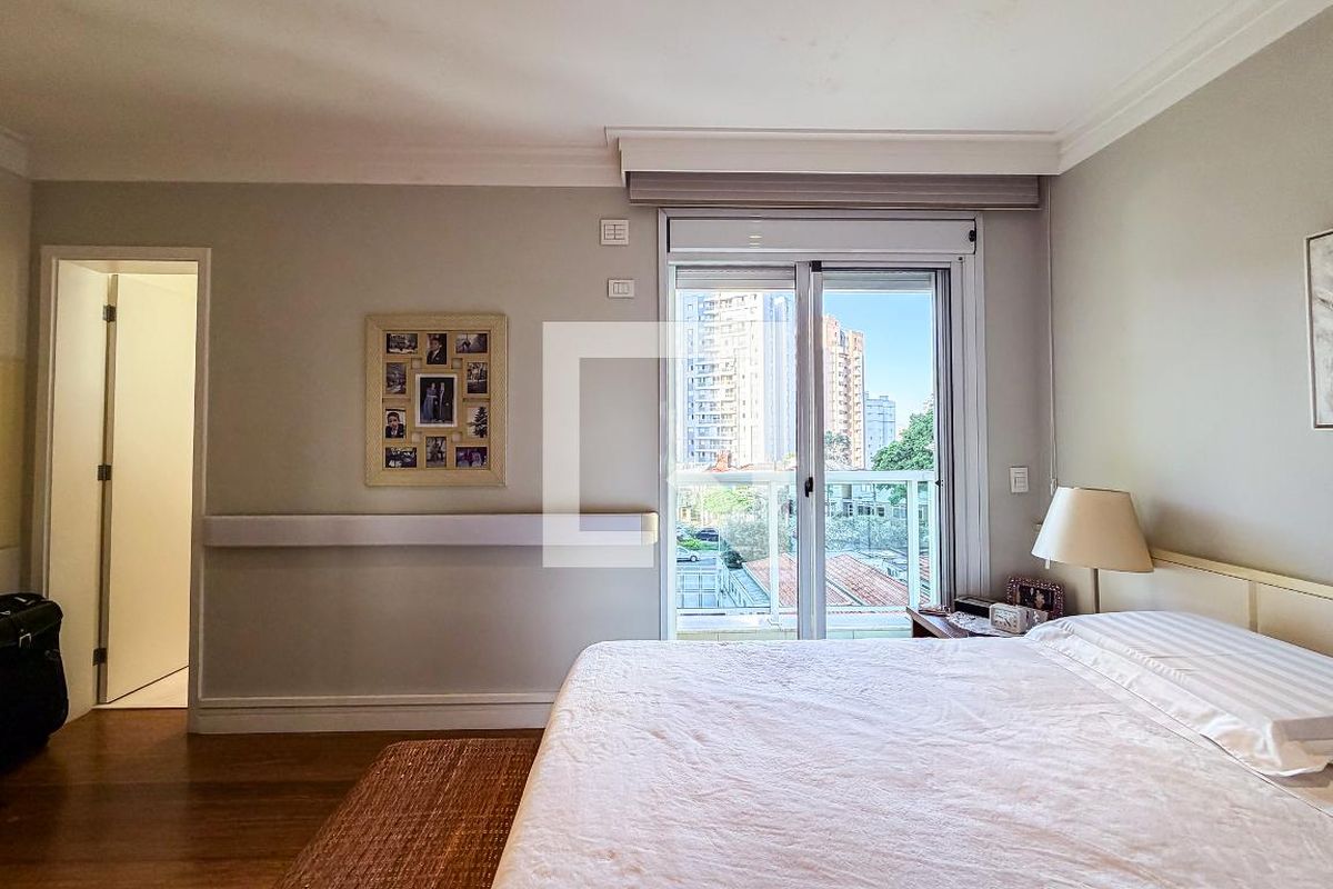 Apartamento, 3 quartos, 224 m² - Foto 25