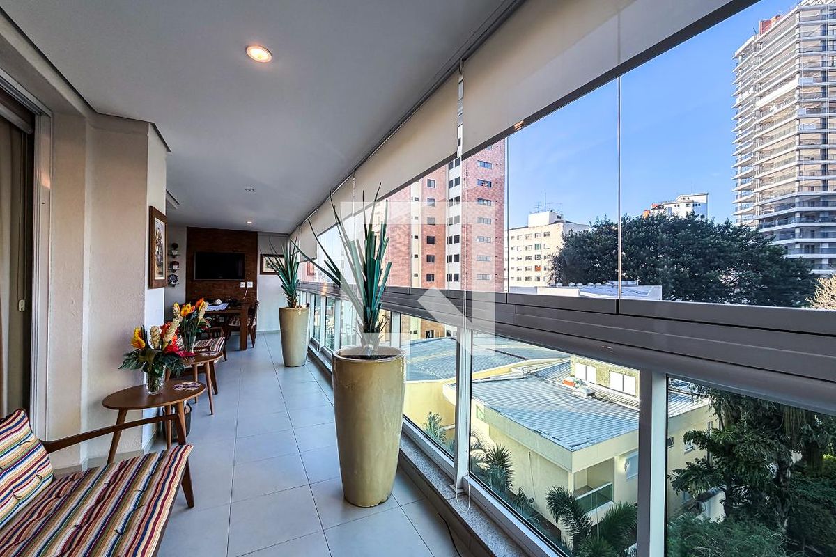 Apartamento, 3 quartos, 224 m² - Foto 12