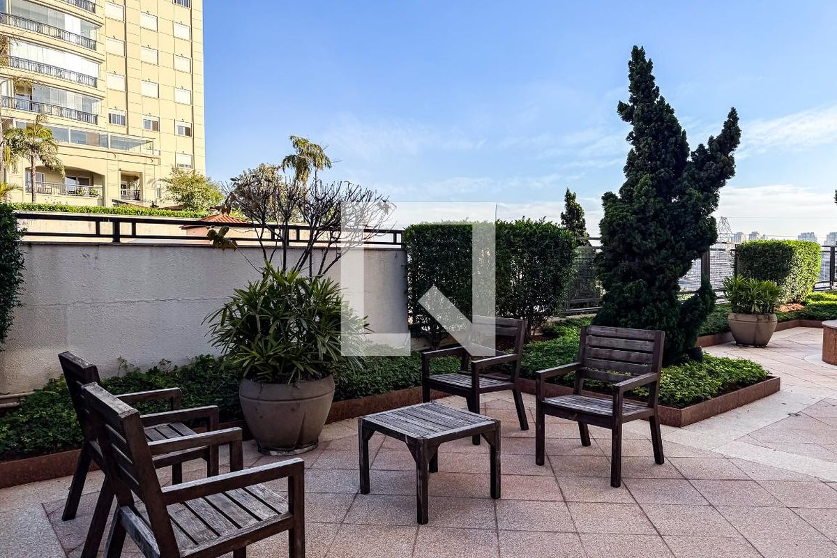 Apartamento, 3 quartos, 224 m² - Foto 83