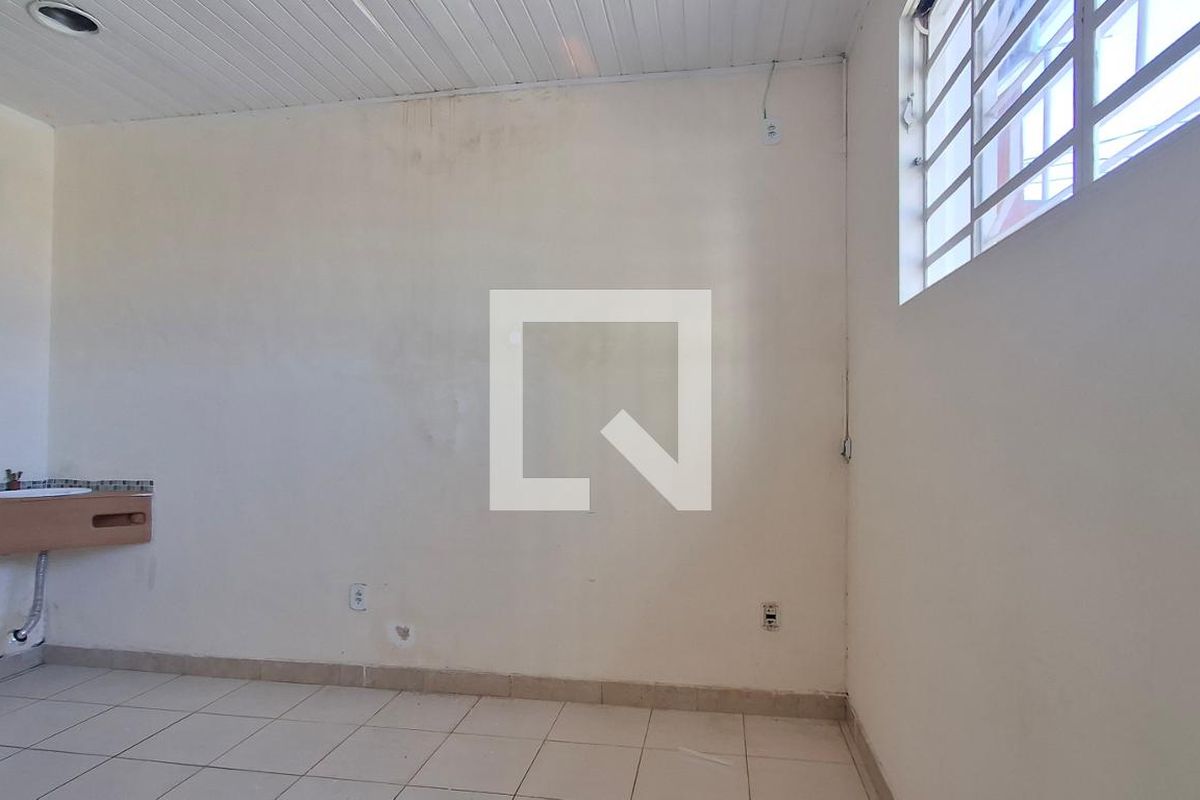 Casa à Venda - Taquaral, 3 Quartos,  306 m2 em , Campinas - sp | SoloBR