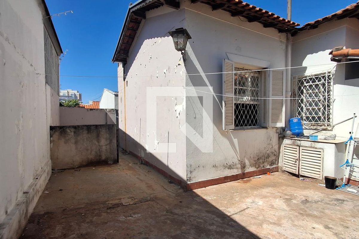 Casa à Venda - Taquaral, 3 Quartos,  306 m2 em , Campinas - sp | SoloBR