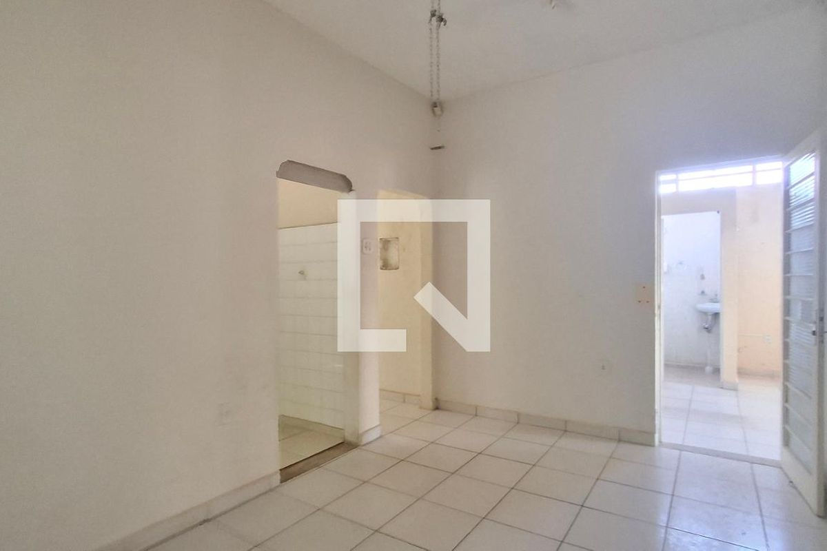 Casa à Venda - Taquaral, 3 Quartos,  306 m2 em , Campinas - sp | SoloBR