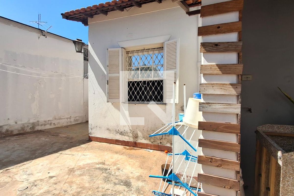 Casa à Venda - Taquaral, 3 Quartos,  306 m2 em , Campinas - sp | SoloBR