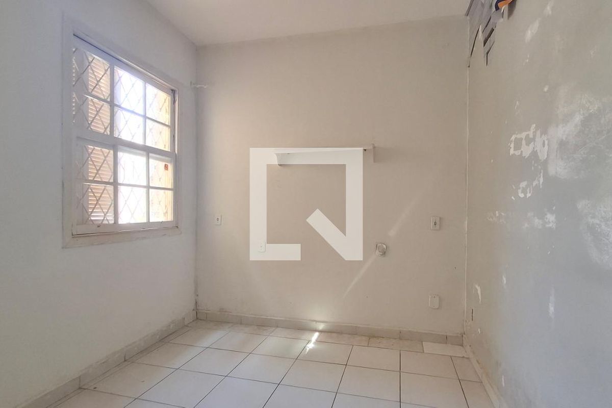 Casa à Venda - Taquaral, 3 Quartos,  306 m2 em , Campinas - sp | SoloBR