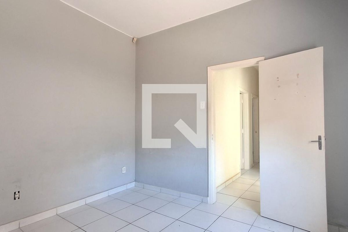 Casa à Venda - Taquaral, 3 Quartos,  306 m2 em , Campinas - sp | SoloBR