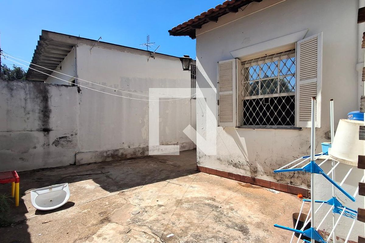 Casa à Venda - Taquaral, 3 Quartos,  306 m2 em , Campinas - sp | SoloBR