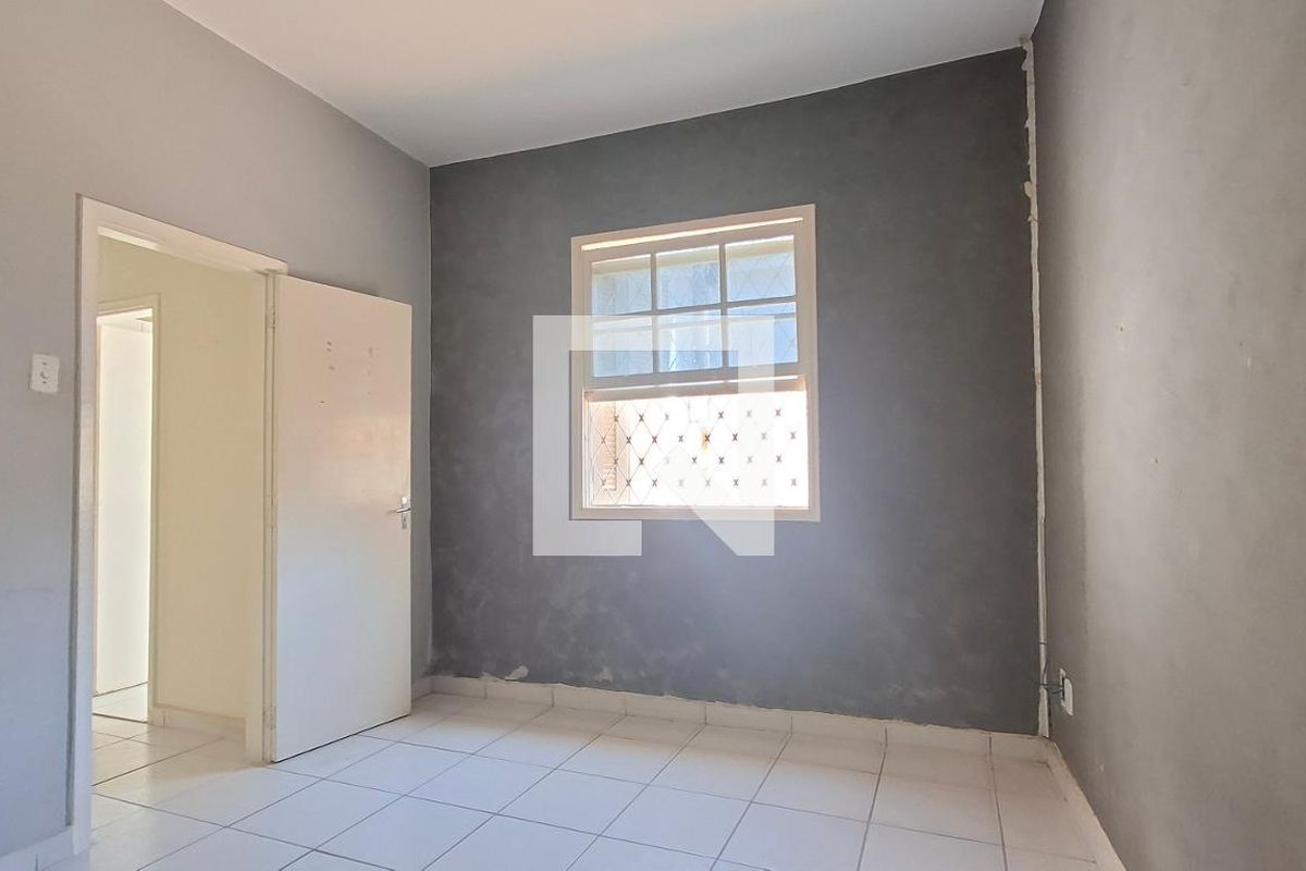 Casa à Venda - Taquaral, 3 Quartos,  306 m2 em , Campinas - sp | SoloBR