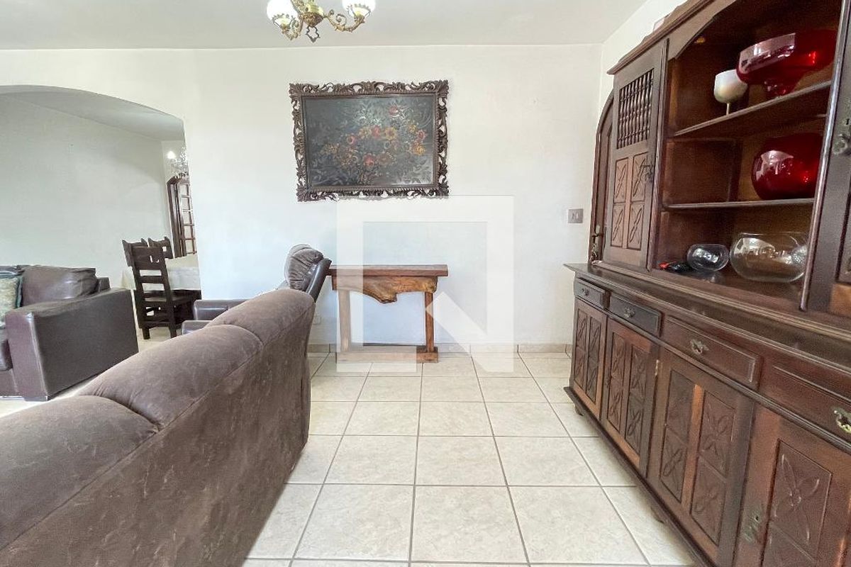 Casa, 6 quartos, 115 m² - Foto 4