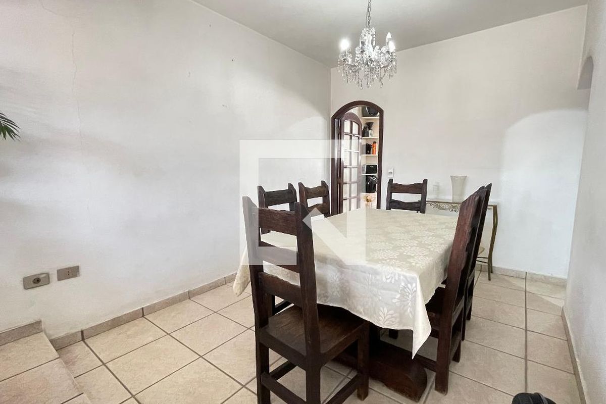 Casa, 6 quartos, 115 m² - Foto 7