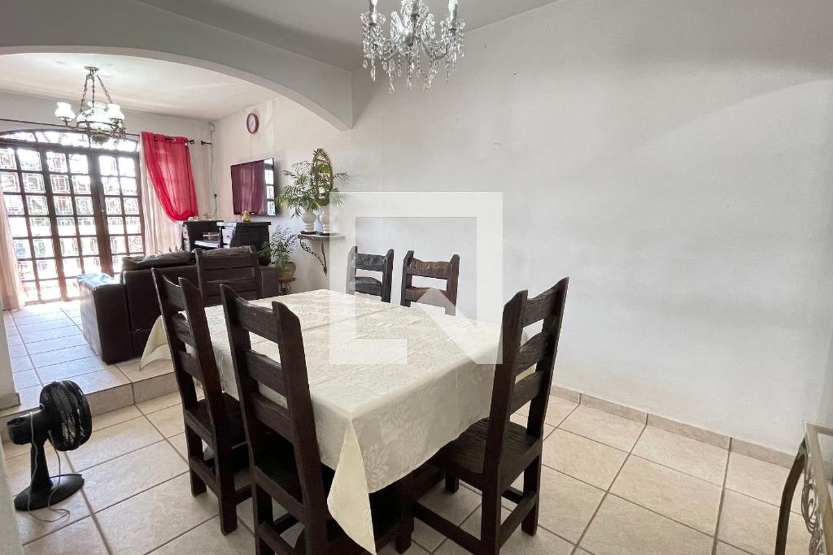 Casa, 6 quartos, 115 m² - Foto 8