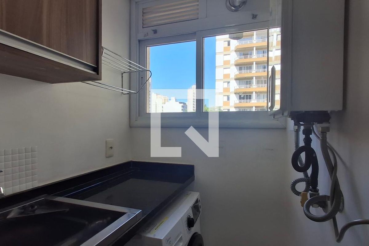 Apartamento à Venda - Cambuí, 2 Quartos,  64 m2 em , Campinas - sp | SoloBR