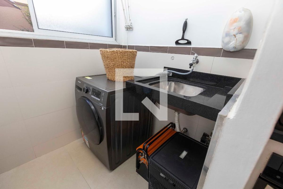 Apartamento à Venda - Mansões Santo Antônio, 2 Quartos,  84 m2 em , Campinas - sp | SoloBR