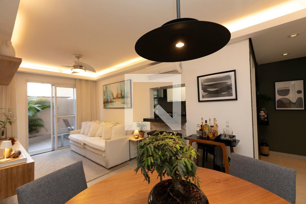 Apartamento à Venda - Mansões Santo Antônio, 2 Quartos,  84 m2 em , Campinas - sp | SoloBR