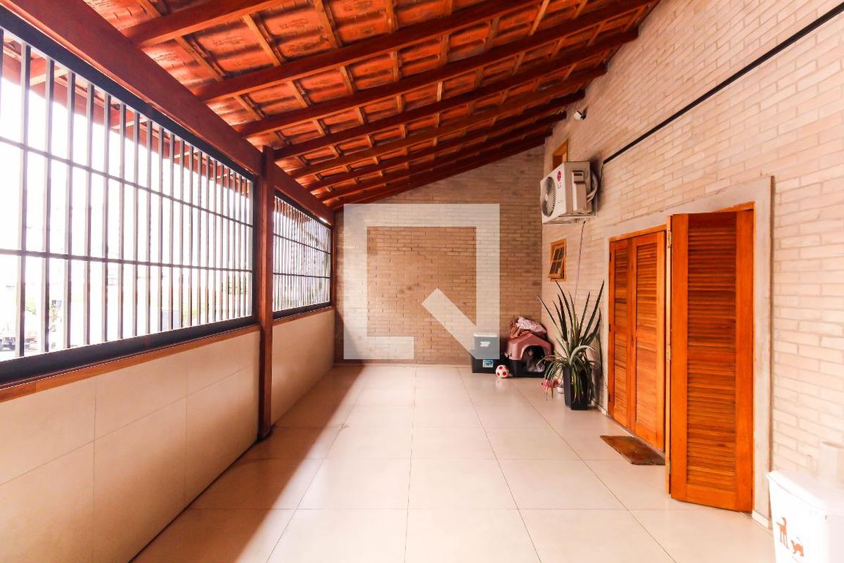 Casa, 3 quartos, 300 m² - Foto 33