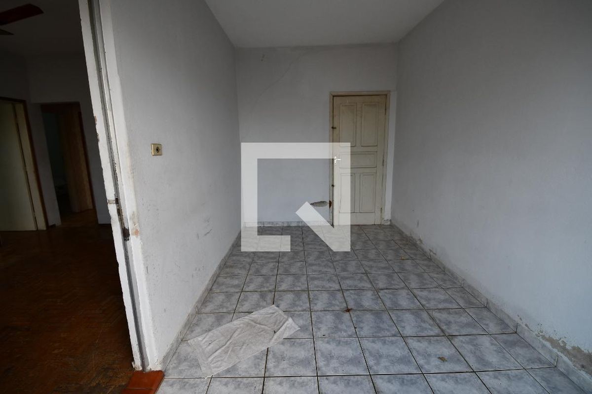 Casa à Venda - Jardim Chapadão, 2 Quartos,  135 m2 em , Campinas - sp | SoloBR