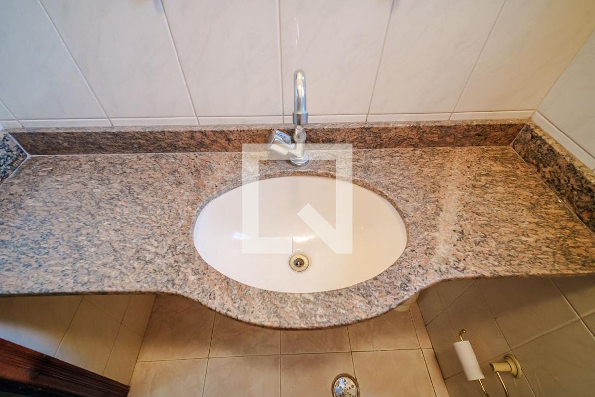 Casa, 4 quartos, 277 m² - Foto 8