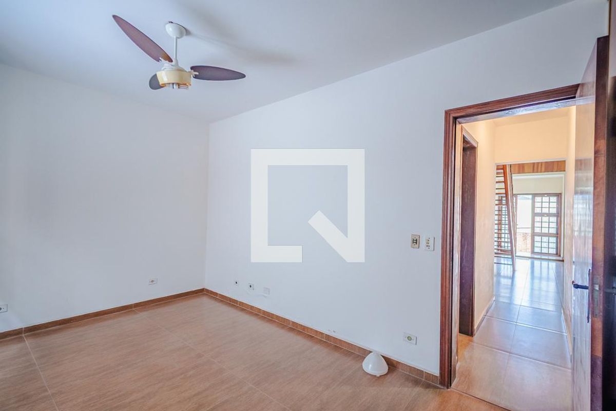 Casa, 4 quartos, 277 m² - Foto 12