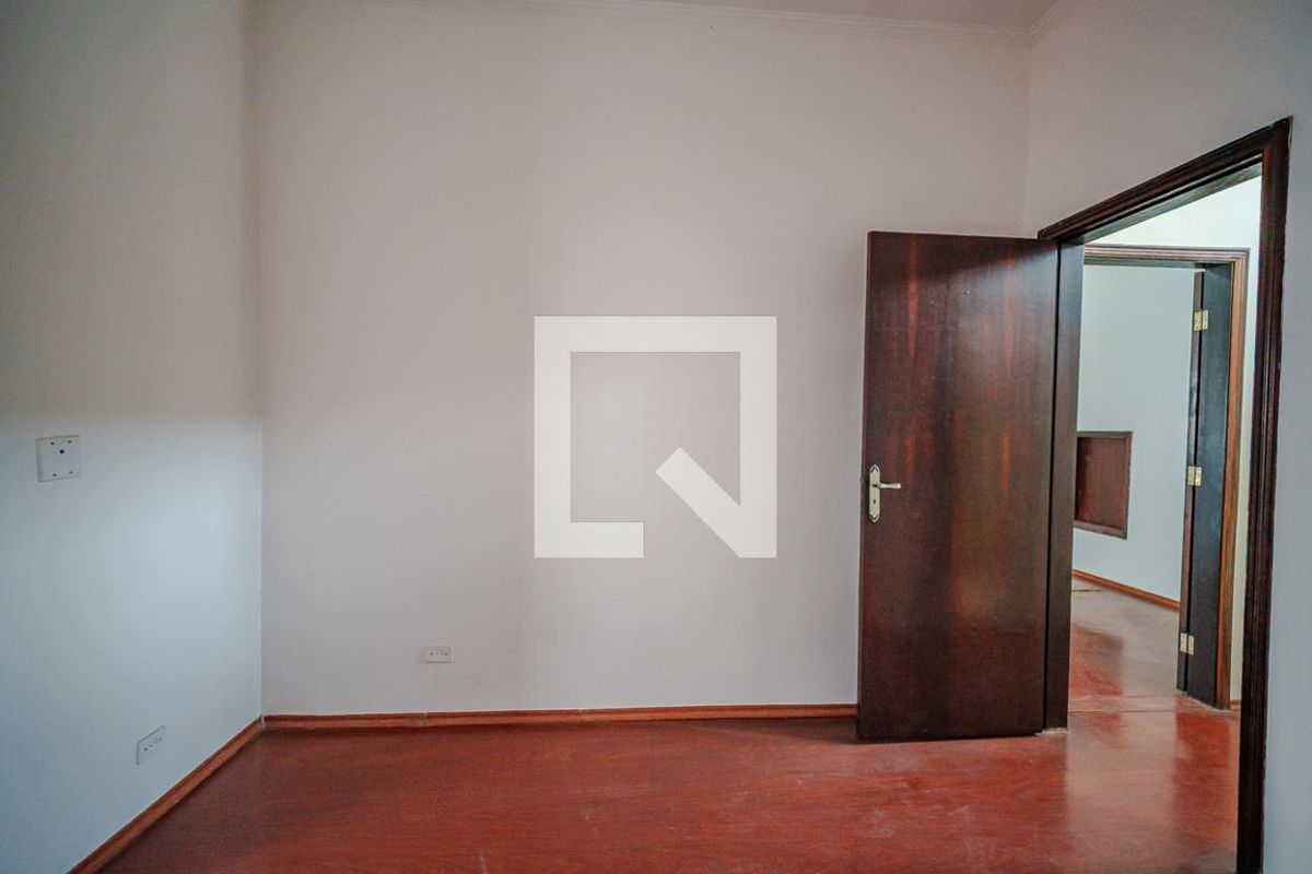 Casa, 4 quartos, 277 m² - Foto 32