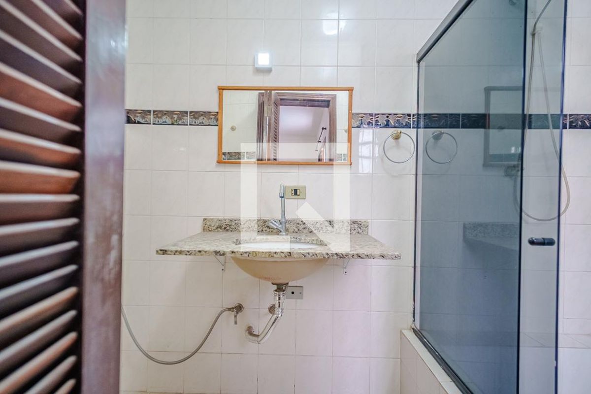 Casa, 4 quartos, 277 m² - Foto 38