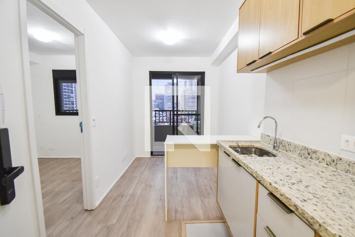 Apartamento, 1 quarto, 27 m² - Foto 1