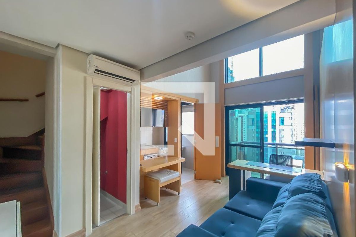 Apartamento, 1 quarto, 65 m² - Foto 1