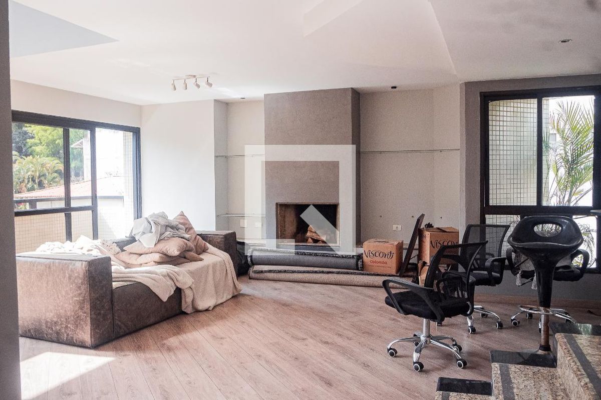 Apartamento, 3 quartos, 250 m² - Foto 1