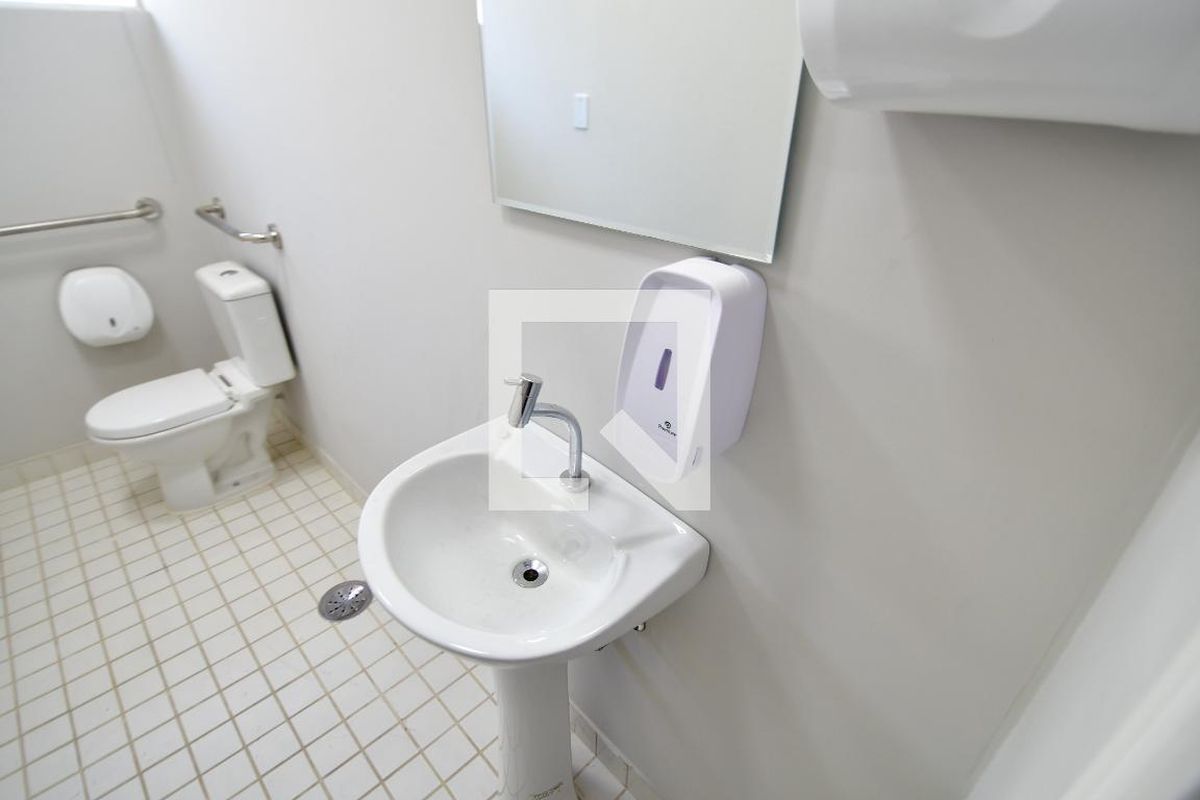 Casa à Venda - Jardim Flamboyant, 6 Quartos,  223 m2 em , Campinas - sp | SoloBR