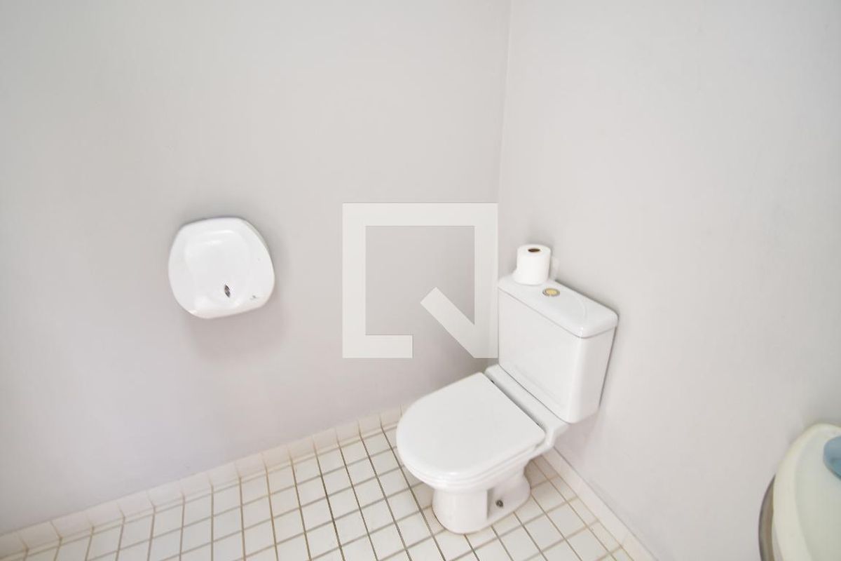 Casa à Venda - Jardim Flamboyant, 6 Quartos,  223 m2 em , Campinas - sp | SoloBR
