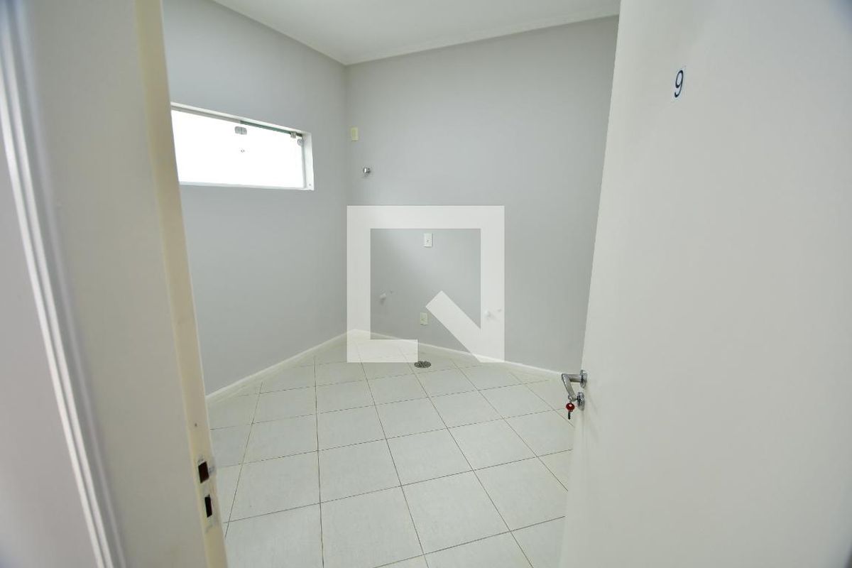 Casa à Venda - Jardim Flamboyant, 6 Quartos,  223 m2 em , Campinas - sp | SoloBR
