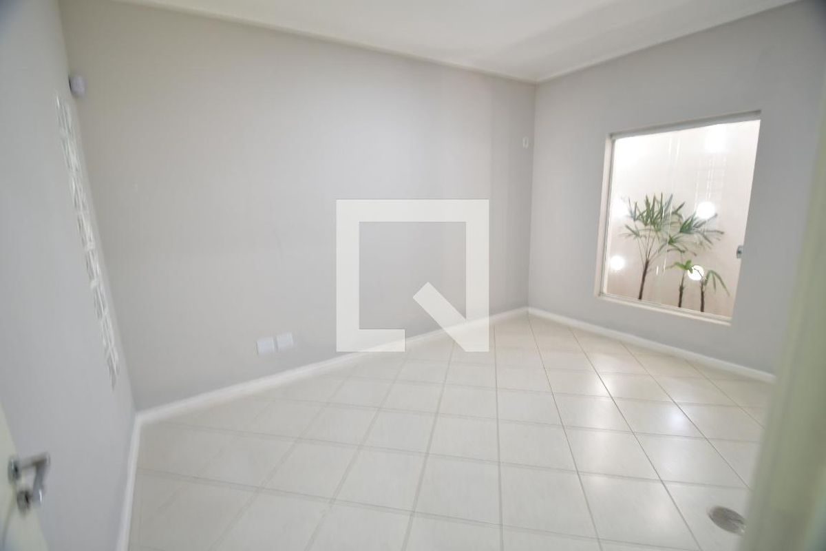 Casa à Venda - Jardim Flamboyant, 6 Quartos,  223 m2 em , Campinas - sp | SoloBR