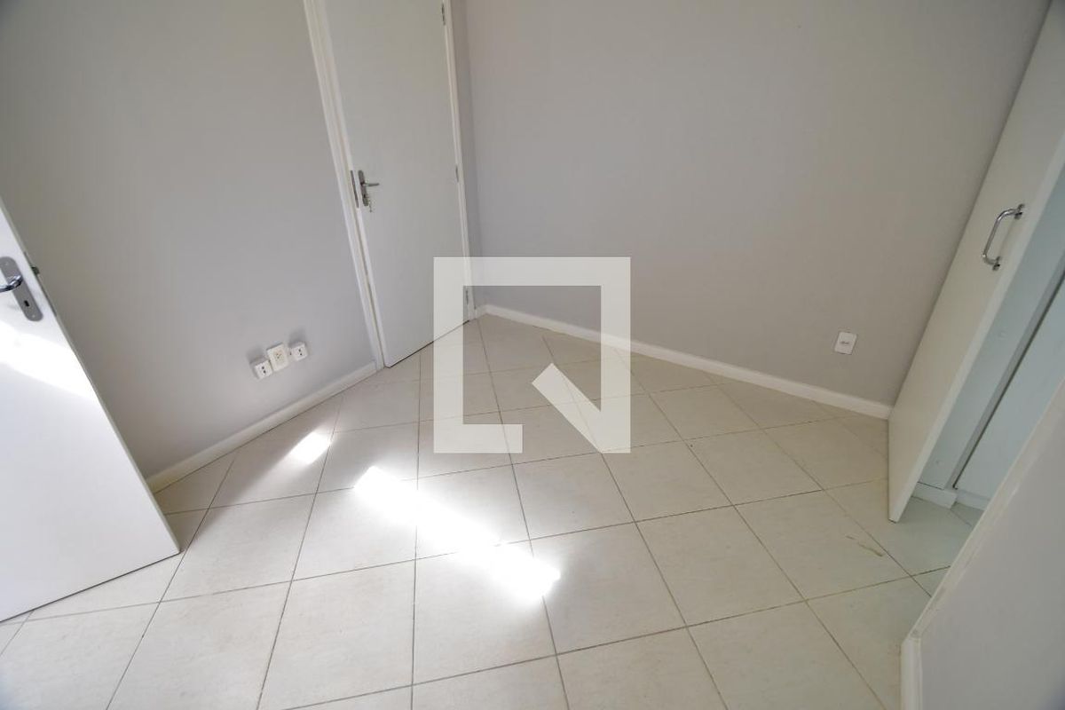 Casa à Venda - Jardim Flamboyant, 6 Quartos,  223 m2 em , Campinas - sp | SoloBR