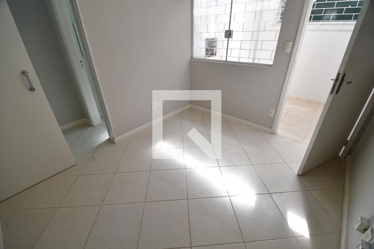 Casa à Venda - Jardim Flamboyant, 6 Quartos,  223 m2 em , Campinas - sp | SoloBR