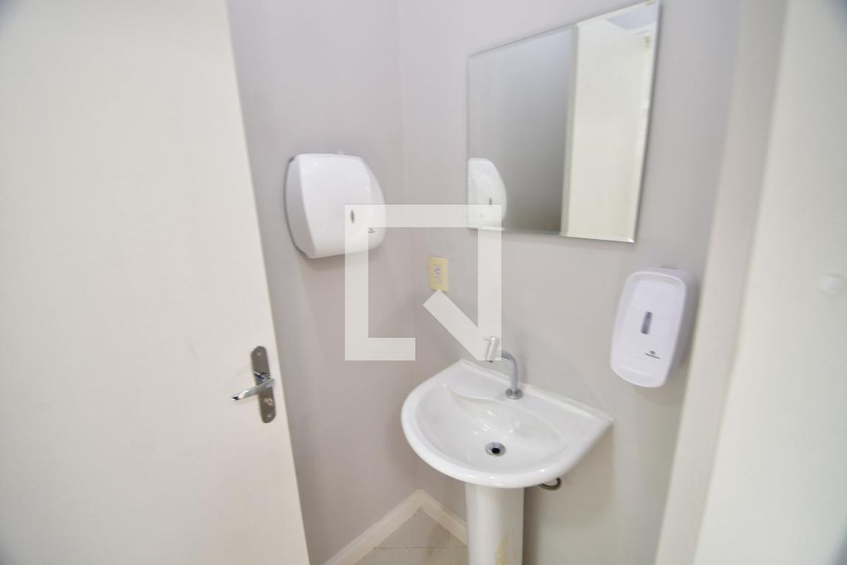 Casa à Venda - Jardim Flamboyant, 6 Quartos,  223 m2 em , Campinas - sp | SoloBR