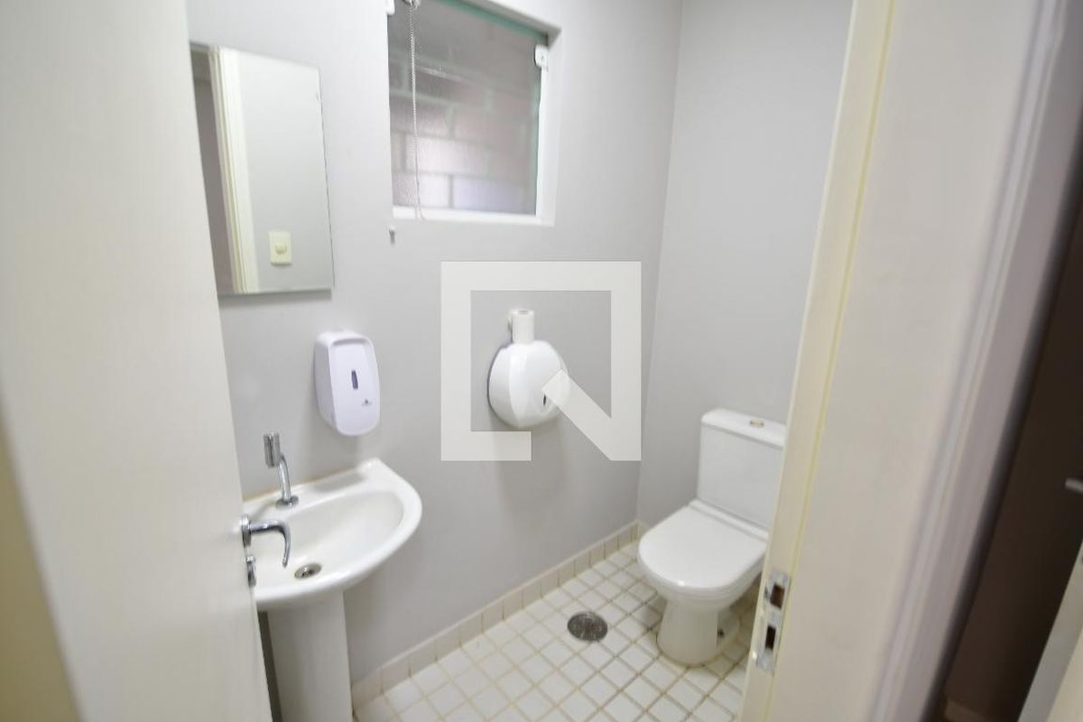 Casa à Venda - Jardim Flamboyant, 6 Quartos,  223 m2 em , Campinas - sp | SoloBR