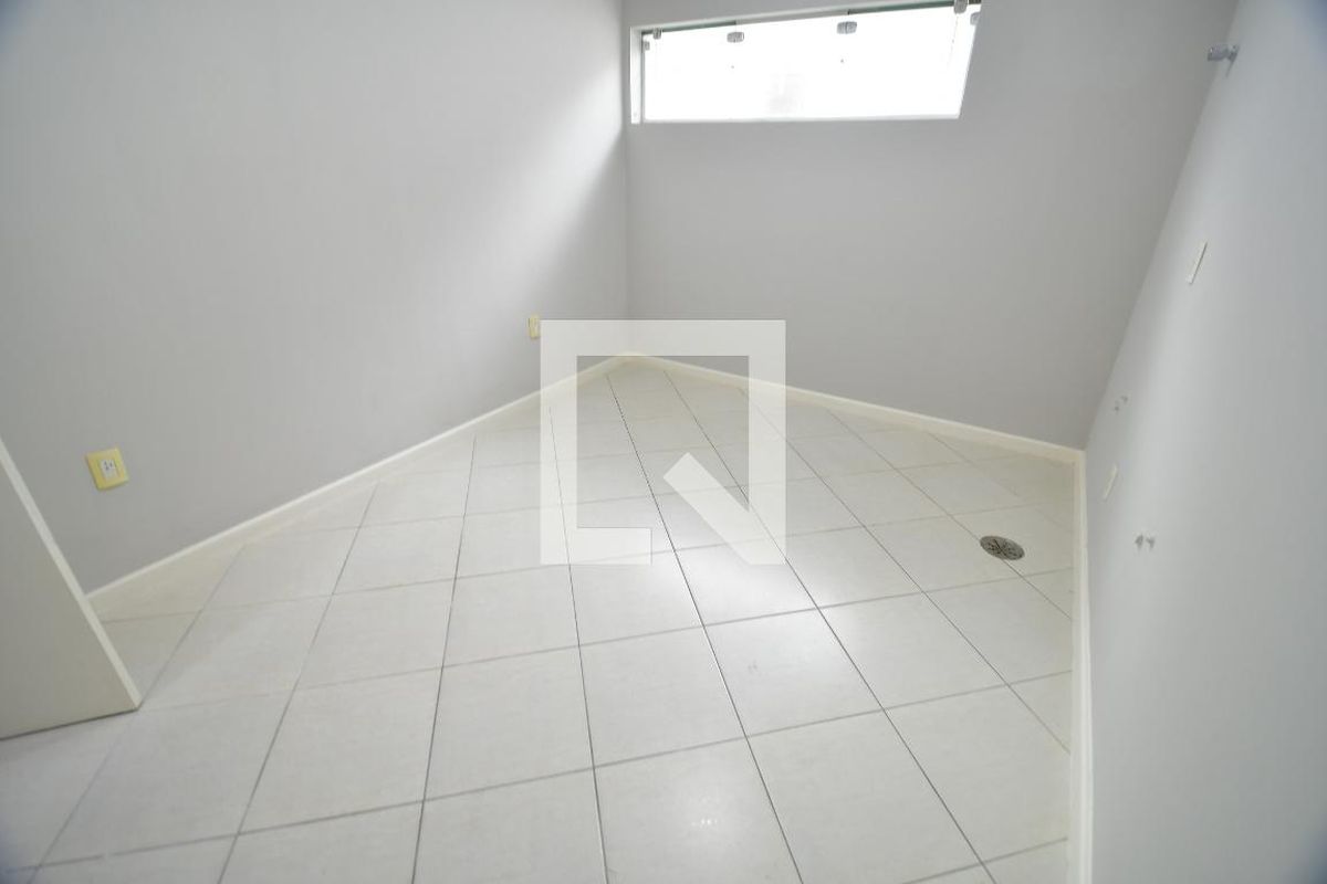 Casa à Venda - Jardim Flamboyant, 6 Quartos,  223 m2 em , Campinas - sp | SoloBR